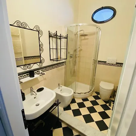 Blom Apartmán *